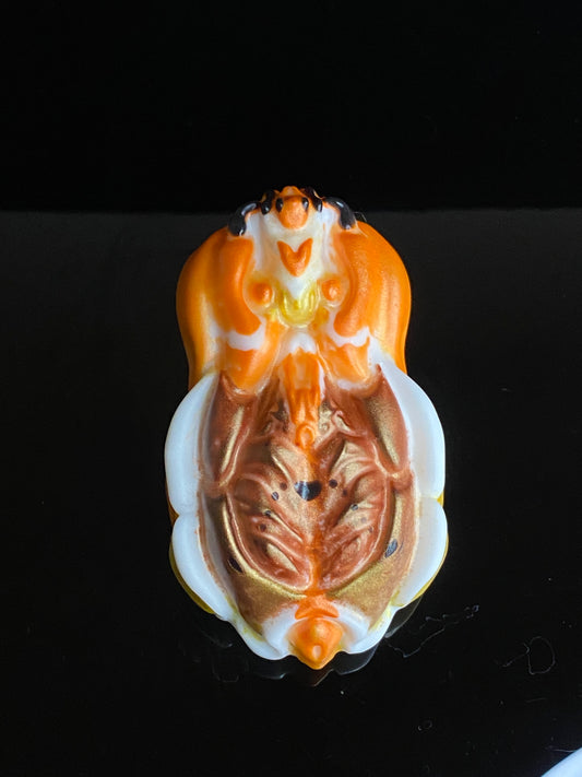 IX'TARRI Handheld - Medium (00-50) Orange and Bronze moth - Magic Within