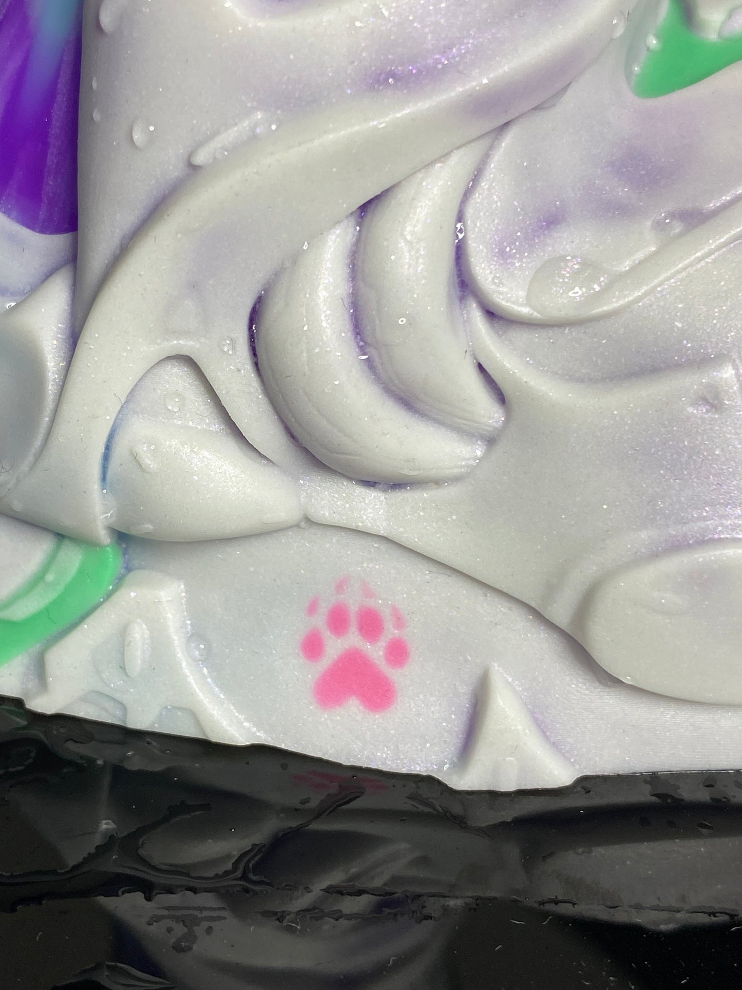 MERCIO - L - Soft (00-30) - GITD - Handpaint *flop*